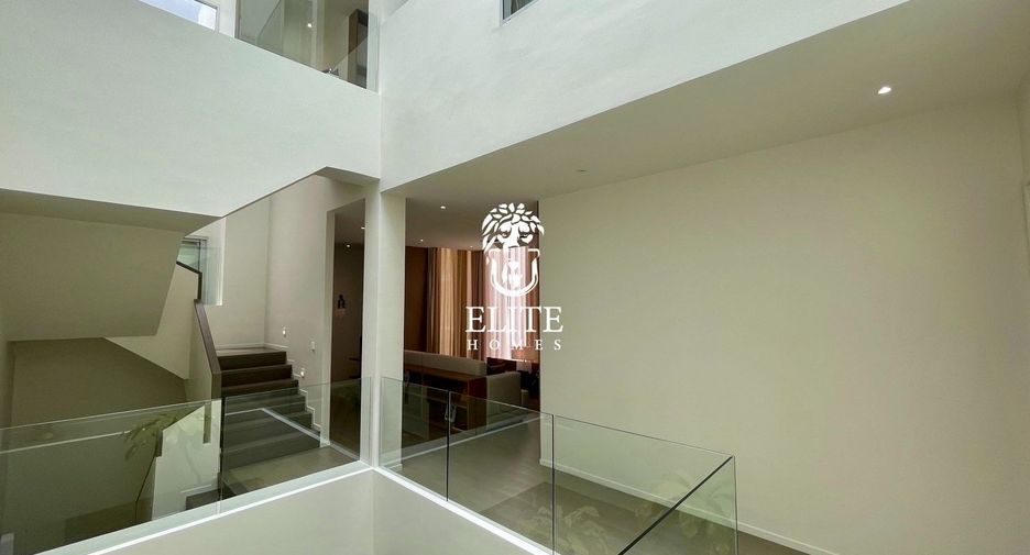 À vendre 5 chambres maison à Wang Thonglang, Bangkok