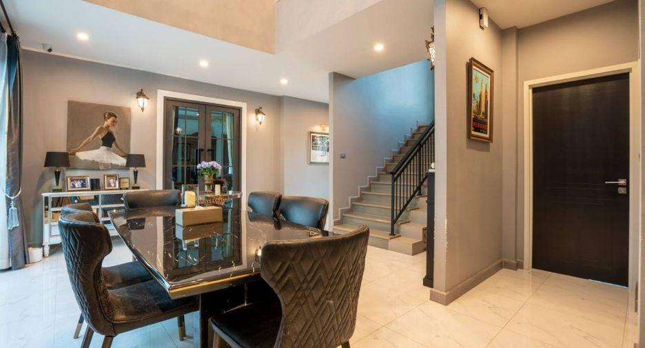 Haus zur Miete und zum Kauf mit 4 Zimmer in Bang Khae, Bangkok