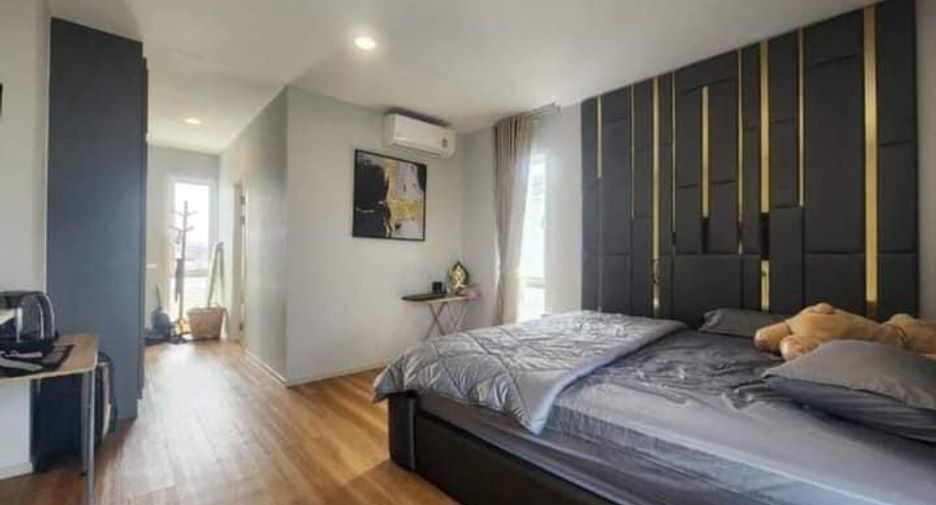 For rent and for sale 3 bedrooms house in Lat Krabang, Bangkok