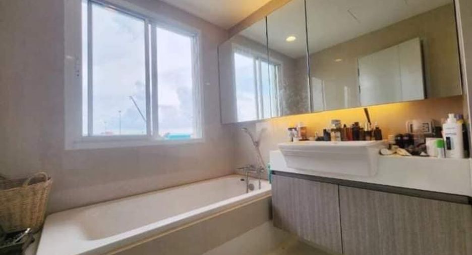 For rent and for sale 3 bedrooms house in Lat Krabang, Bangkok