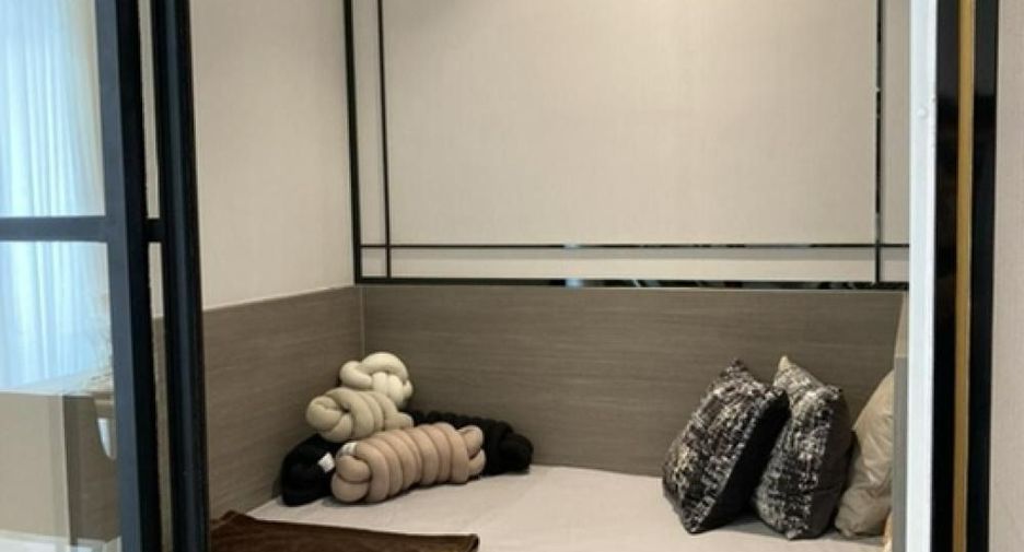 Wohnung zur Miete mit 3 Zimmer in Pathum Wan, Bangkok