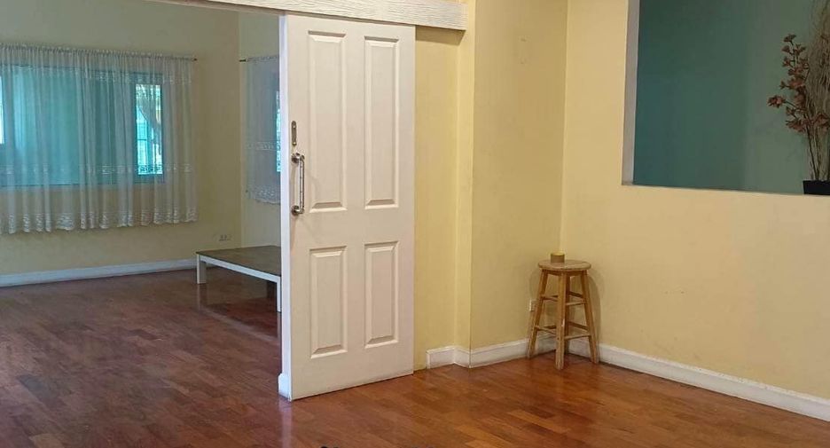For rent 3 bedrooms house in Bang Phli, Samut Prakan
