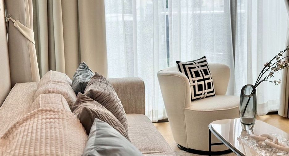 For rent そして for sale 2 ベッドルーム condo in Pathum Wan, Bangkok
