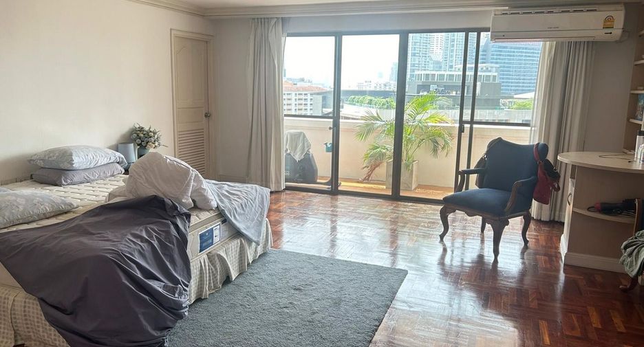 For rent 3 ベッドルーム condo in Khlong Toei, Bangkok