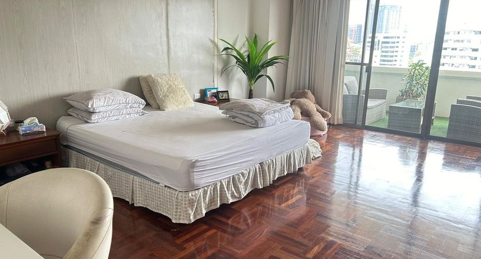 For rent 3 ベッドルーム condo in Khlong Toei, Bangkok