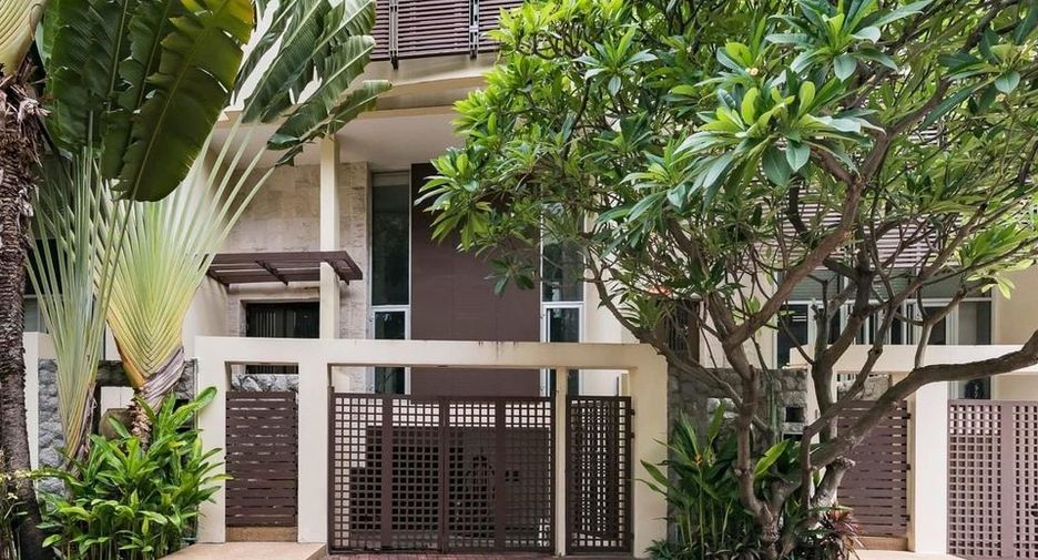 For rent そして for sale 4 ベッドルーム house in Yan Nawa, Bangkok