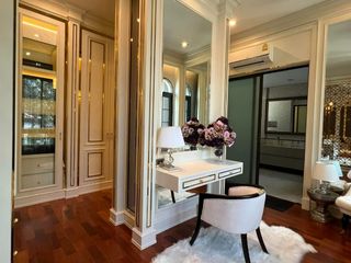 For sale 4 Beds house in Thawi Watthana, Bangkok
