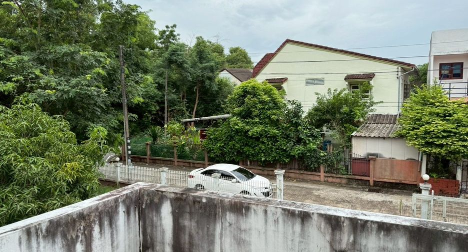 Haus zur Miete mit 3 Zimmer in Mueang Udon Thani, Udon Thani