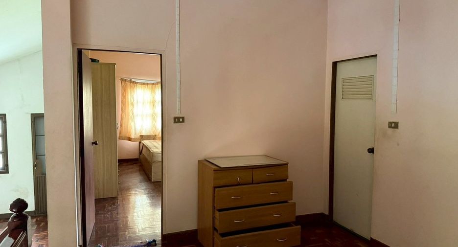 Haus zur Miete mit 3 Zimmer in Mueang Udon Thani, Udon Thani