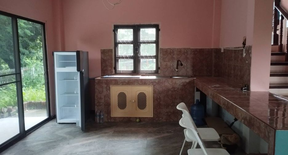 Haus zur Miete mit 3 Zimmer in Mueang Udon Thani, Udon Thani