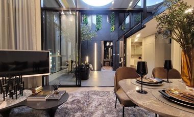 À vendre 3 chambres condo à Watthana, Bangkok