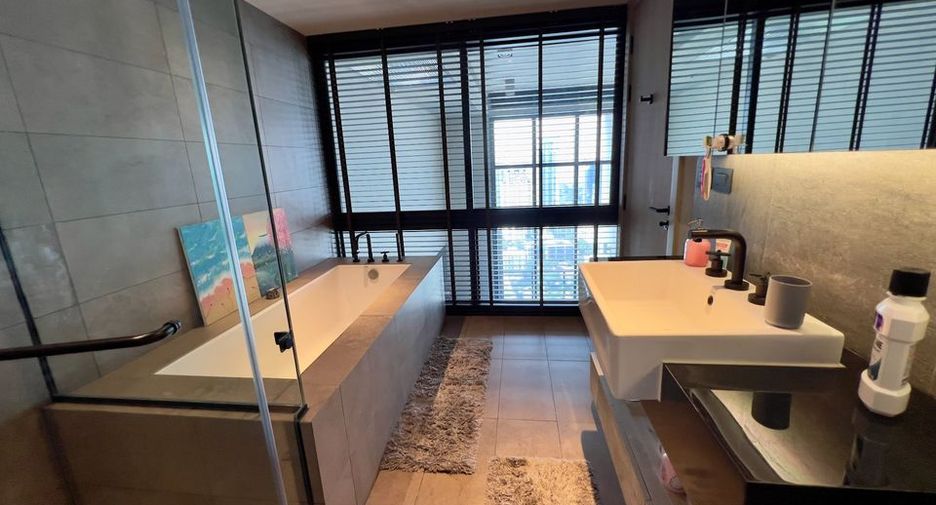 Wohnung zum Kauf mit 2 Zimmer in Watthana, Bangkok