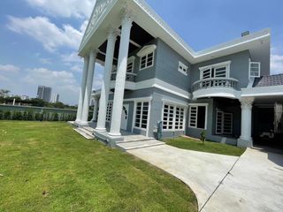 For sale 4 Beds house in Bang Na, Bangkok