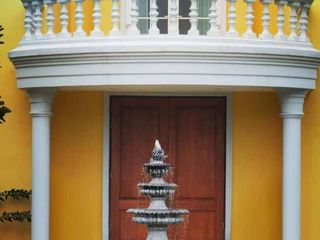 For sale 5 ベッドルーム house in Phra Khanong, Bangkok