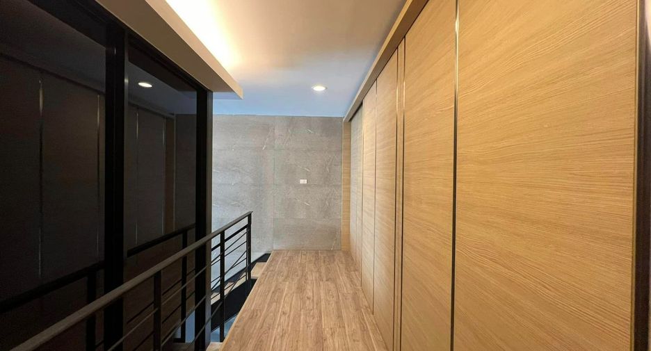 For rent office in Bueng Kum, Bangkok