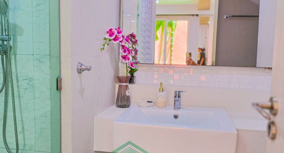 For rent and for sale 1 bed condo in Bang Lamung, Chonburi