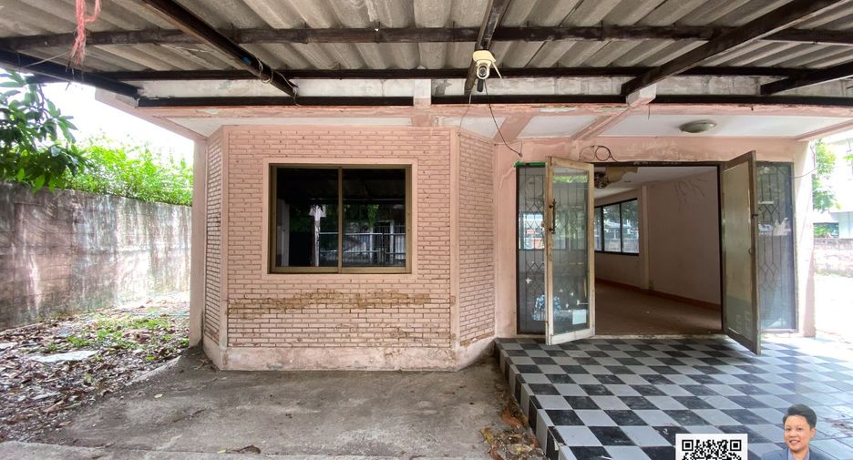 Casa en venta de 3 habitaciones en Lat Phrao, Bangkok