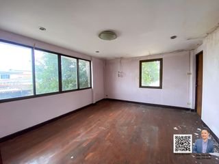 Haus zum Kauf mit 3 Zimmer in Lat Phrao, Bangkok
