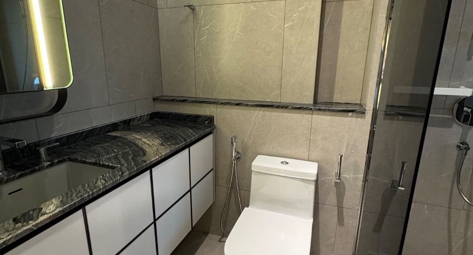 Wohnung zur Miete mit 2 Zimmer in Watthana, Bangkok
