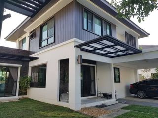 For rent 4 bedrooms house in Prawet, Bangkok
