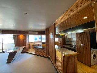 For sale 3 bedrooms condo in Phra Khanong, Bangkok