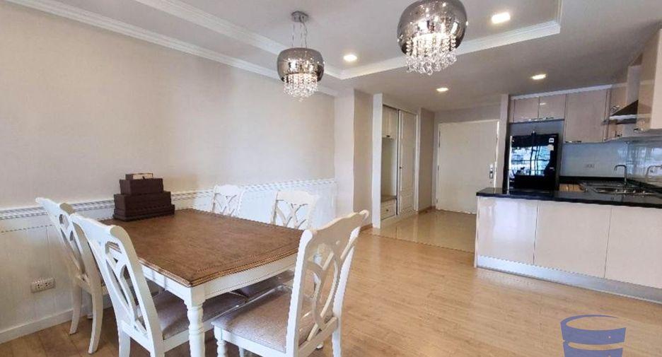 For sale 2 bed condo in Phaya Thai, Bangkok