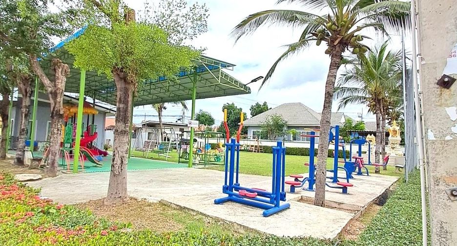 For sale 2 bedrooms townhouse in Bang Lamung, Chonburi