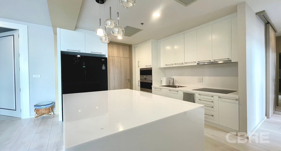 For sale 4 ベッドルーム condo in Pathum Wan, Bangkok
