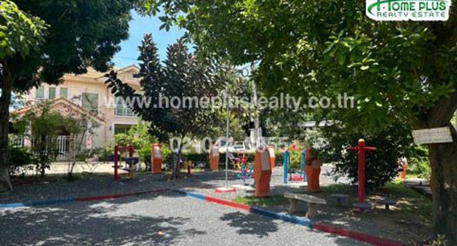 Casa en venta de 3 habitaciones en Thanyaburi, Pathum Thani