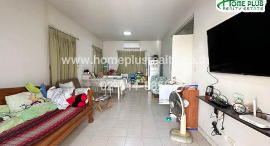Casa en venta de 3 habitaciones en Thanyaburi, Pathum Thani