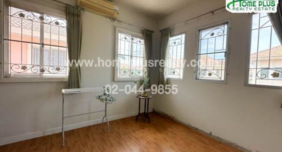 Casa en venta de 3 habitaciones en Thanyaburi, Pathum Thani
