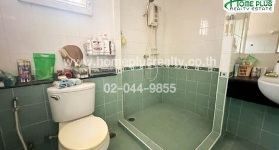 Casa en venta de 3 habitaciones en Thanyaburi, Pathum Thani