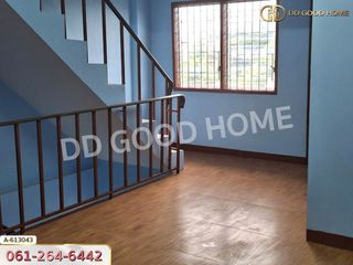 For rent 4 bed retail Space in Mueang Samut Prakan, Samut Prakan