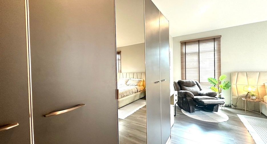 For rent 4 bedrooms house in Bang Phli, Samut Prakan