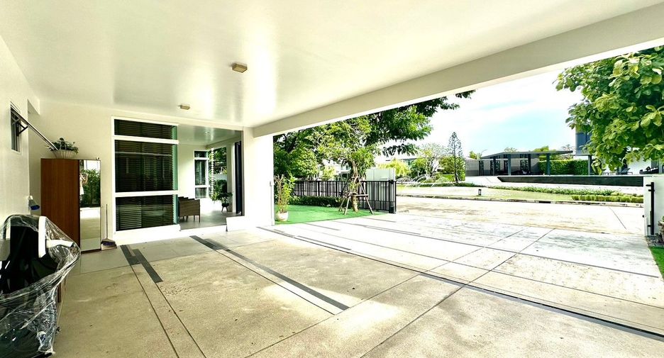 For rent 4 bedrooms house in Bang Phli, Samut Prakan