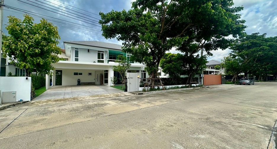 For rent 4 bedrooms house in Bang Phli, Samut Prakan