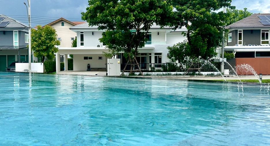 For rent 4 bedrooms house in Bang Phli, Samut Prakan