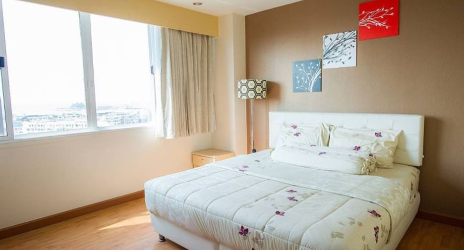 For sale 1 bed condo in Si Racha, Chonburi