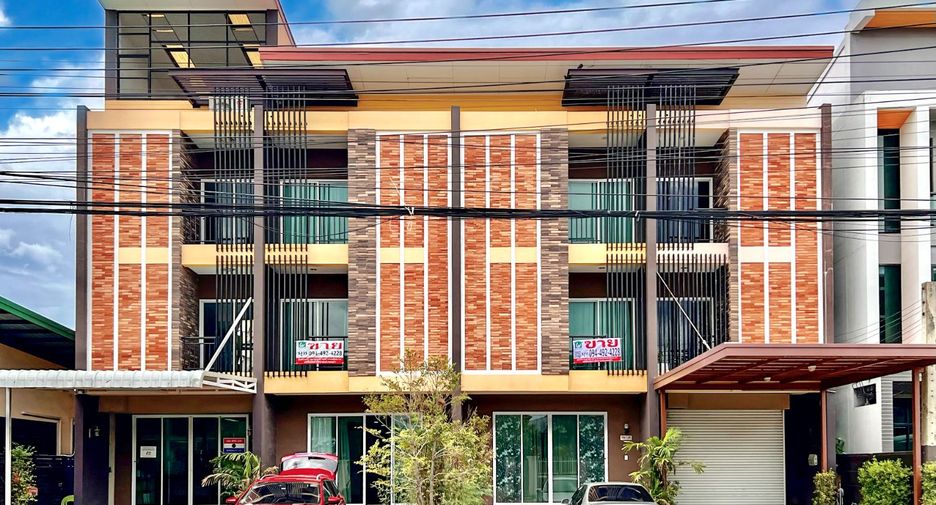 For sale 3 bedrooms retail Space in Bang Phli, Samut Prakan