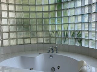 For rent 5 Beds condo in Din Daeng, Bangkok