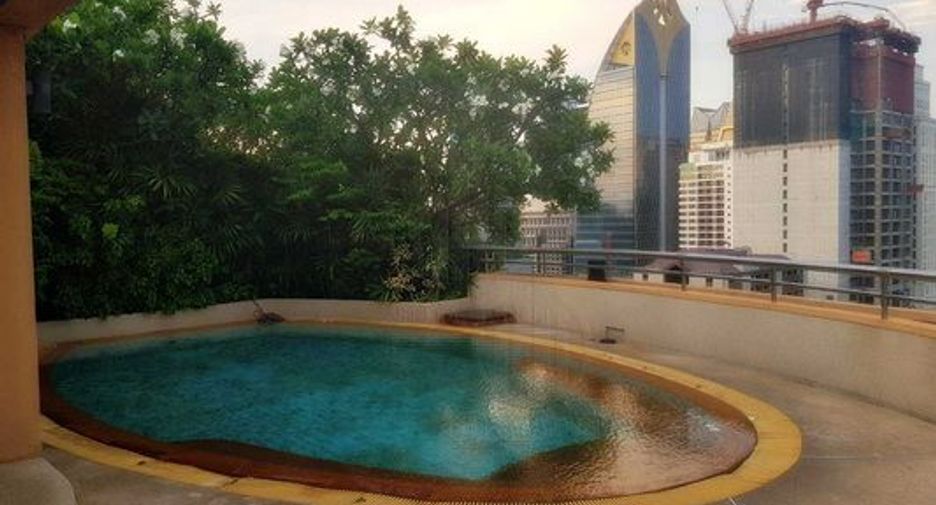 Condo en alquiler de 5 habitaciones en Pathum Wan, Bangkok