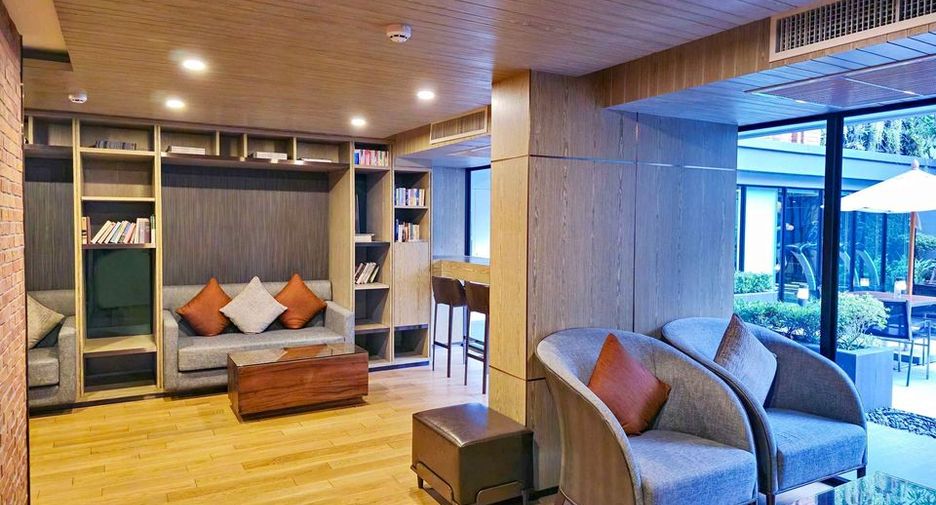 For sale 2 bedrooms condo in Pathum Wan, Bangkok
