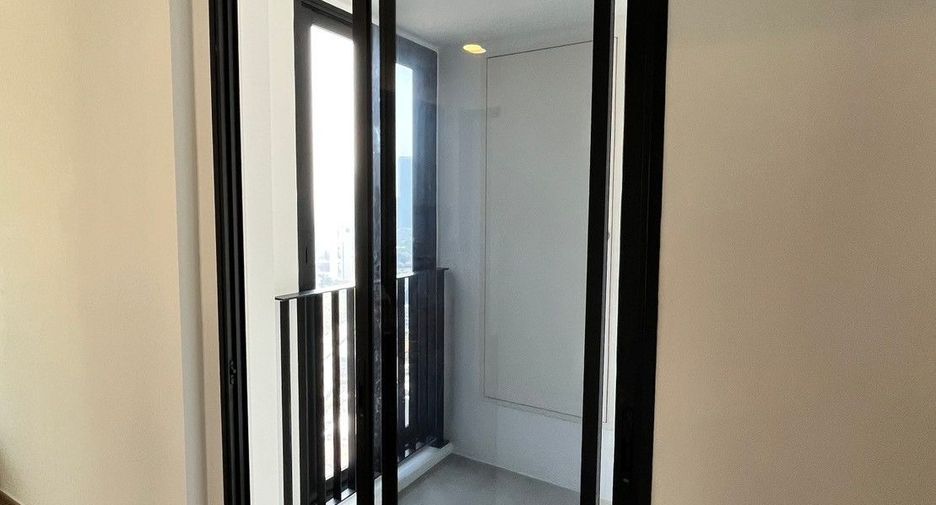Condo en venta de 2 habitaciones en Bang Rak, Bangkok