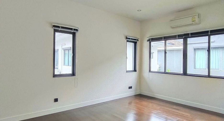 Casa en venta de 5 habitaciones en Bang Kapi, Bangkok