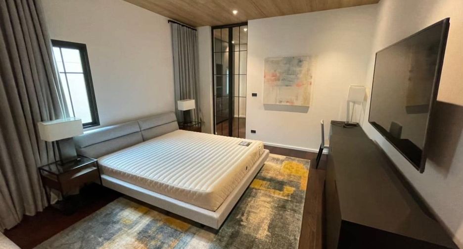 For sale 4 bedrooms house in Pak Kret, Nonthaburi