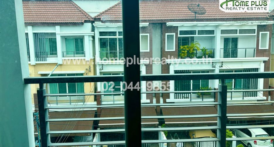For sale 3 bedrooms townhouse in Bueng Kum, Bangkok