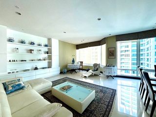 For sale 4 ベッドルーム condo in Pathum Wan, Bangkok