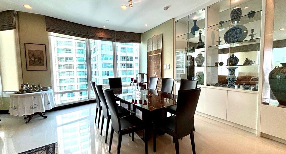For sale 4 bedrooms condo in Pathum Wan, Bangkok