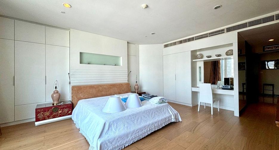 For sale 4 bedrooms condo in Pathum Wan, Bangkok
