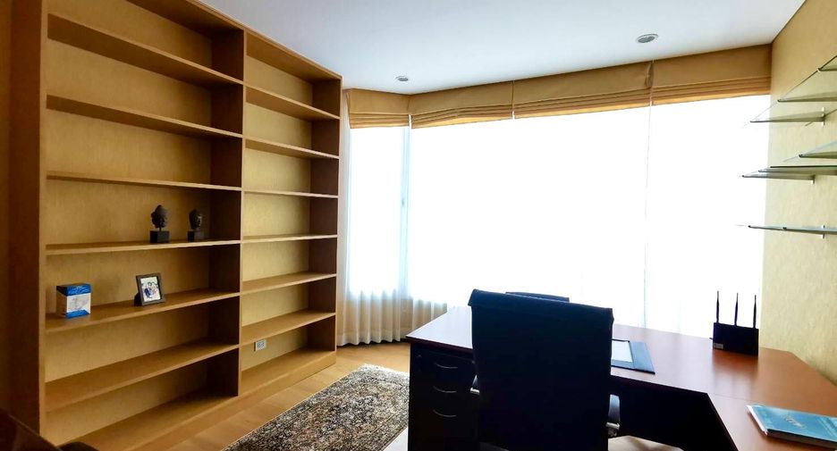 For sale 4 bedrooms condo in Pathum Wan, Bangkok